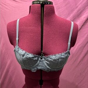Victoria's Secret Blue Lace Bra with Underwire Support Dream Angels